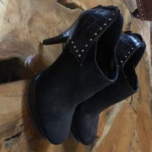 Kenneth Cole booties